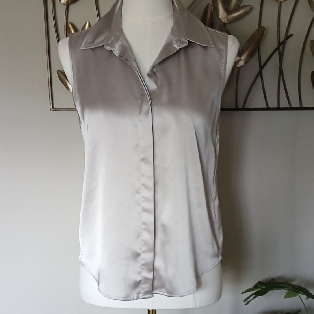 Rachel Zoe Sleeveless Button Down Top